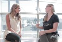 Entrevista a Vikki Karan, de Omaze, en Gladeo.